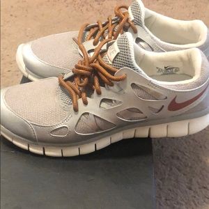 Gorgeous Silver Nike Shoes Size 8.5